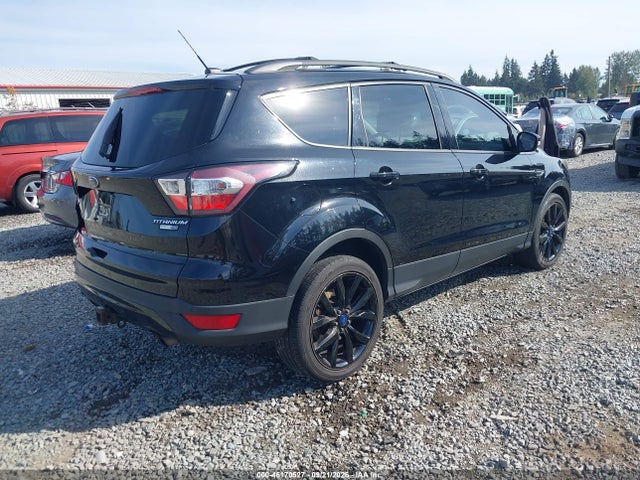 Ford Escape Titanium 2017 1FMCU9J91HUD43001 Image 4