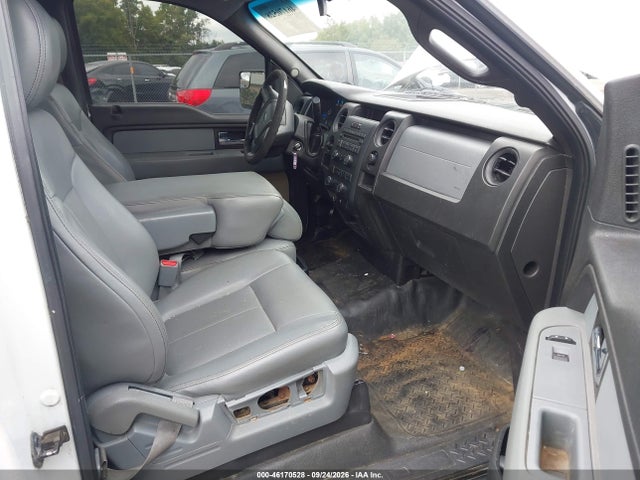46170528 :رقم المزاد ، 1FTMF1CM6EKG33666 vin ، 2014 Ford F-150 Xl مزاد بيع
