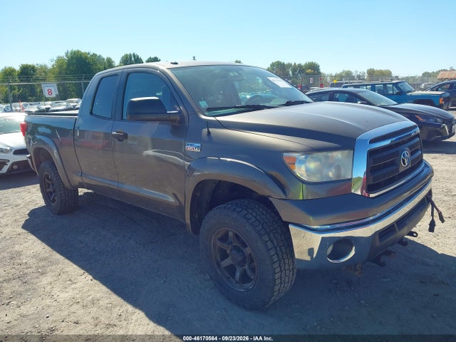 2010 Toyota Tundra Grade 5.7l V8 მანქანა იყიდება აუქციონზე, vin: 5TFUY5F11AX143247, აუქციონის ნომერი: 46170564