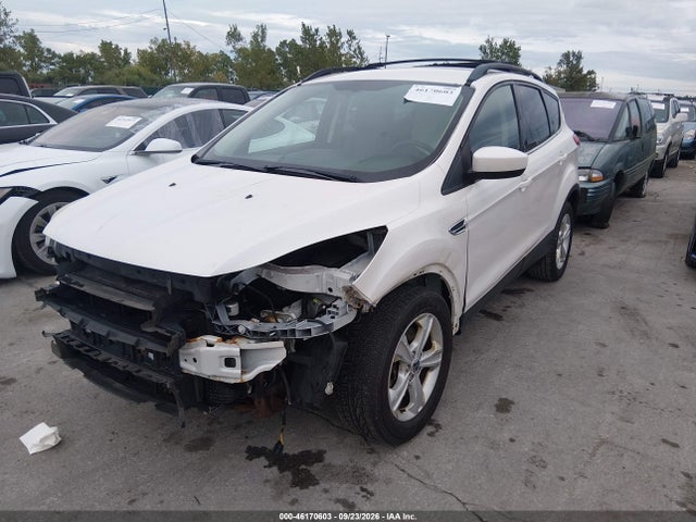 Продажа на аукционе авто 2014 Ford Escape Se, vin: 1FMCU0G99EUB64722, номер лота: 46170603