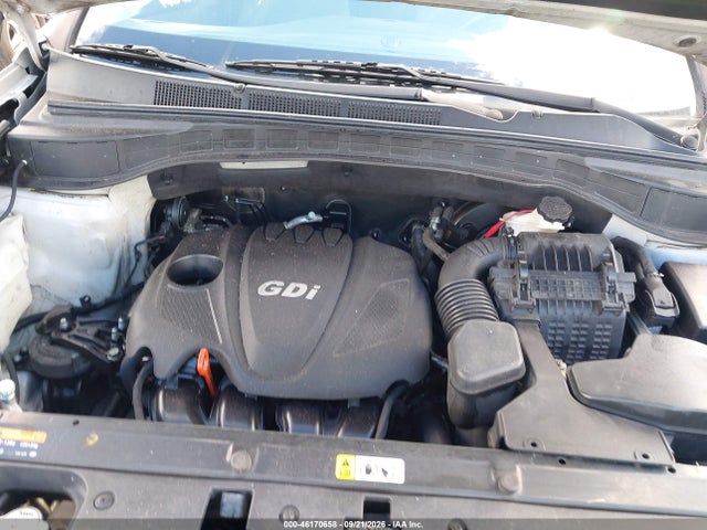 46170658 :رقم المزاد ، 5XYZTDLBXGG352896 vin ، 2016 Hyundai Santa Fe Sport 2.4l مزاد بيع