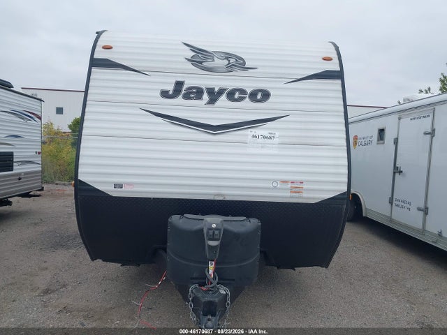 2022 Jayco Jayflight Slx 240rbs Travel Trailer მანქანა იყიდება აუქციონზე, vin: 1UJBJ0BM9N1720145, აუქციონის ნომერი: 46170687