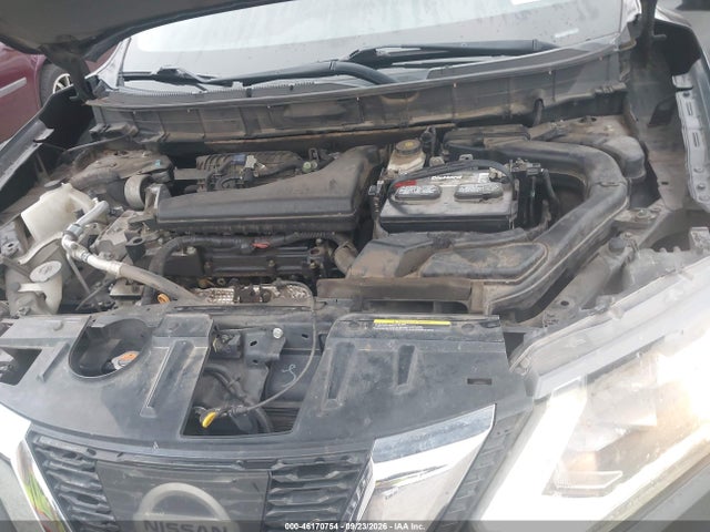46170754 :رقم المزاد ، 5N1AT2MT5HC870571 vin ، 2017 Nissan Rogue Sv مزاد بيع