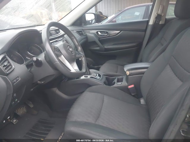 46170754 :رقم المزاد ، 5N1AT2MT5HC870571 vin ، 2017 Nissan Rogue Sv مزاد بيع