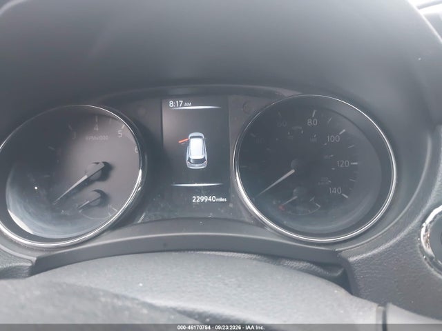 46170754 :رقم المزاد ، 5N1AT2MT5HC870571 vin ، 2017 Nissan Rogue Sv مزاد بيع