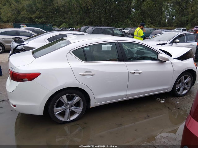 46170762 :رقم المزاد ، 19VDE1F77DE010138 vin ، 2013 Acura Ilx 2.0l مزاد بيع