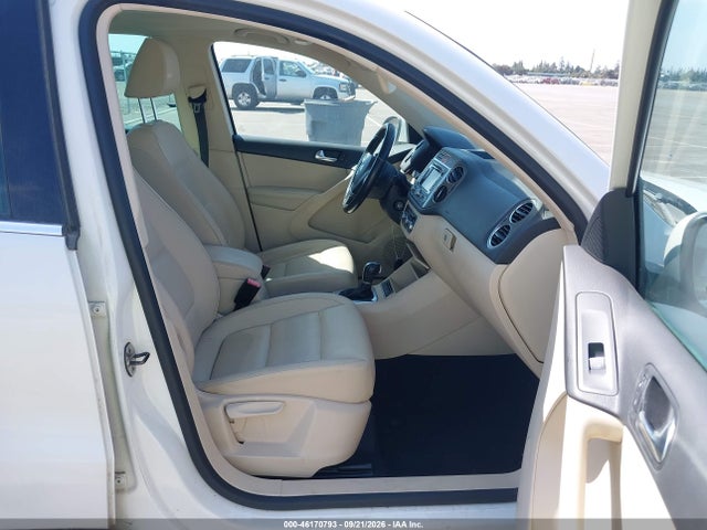 Aukcja sprzedaży 2011 Volkswagen Tiguan Se, vin: WVGAV7AX5BW523892, numer aukcji: 46170793