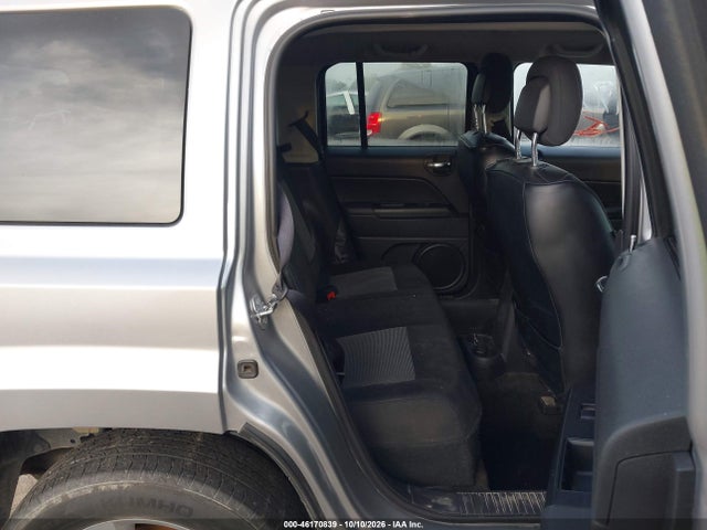 2017 Jeep Patriot Latitude 4x4 მანქანა იყიდება აუქციონზე, vin: 1C4NJRFB7HD158937, აუქციონის ნომერი: 46170839