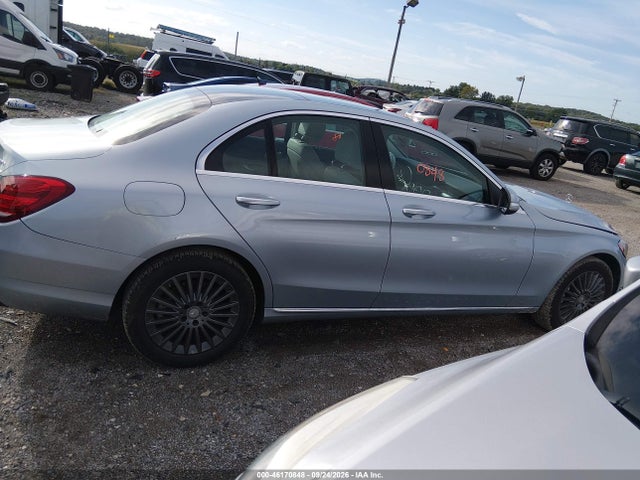 Продаж на аукціоні авто 2015 Mercedes-benz C 300 Luxury 4matic, vin: 55SWF4KB4FU063996, номер лоту: 46170848