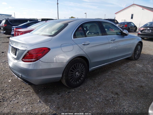Продаж на аукціоні авто 2015 Mercedes-benz C 300 Luxury 4matic, vin: 55SWF4KB4FU063996, номер лоту: 46170848