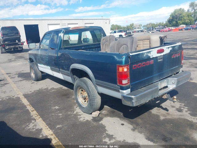 1996 Dodge Dakota მანქანა იყიდება აუქციონზე, vin: 1B7GG23YXTS598954, აუქციონის ნომერი: 46170864