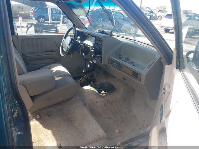 1996 Dodge Dakota მანქანა იყიდება აუქციონზე, vin: 1B7GG23YXTS598954, აუქციონის ნომერი: 46170864