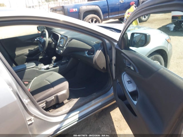 1G1ZD5ST4PF201738 Chevrolet Malibu Fwd 1lt