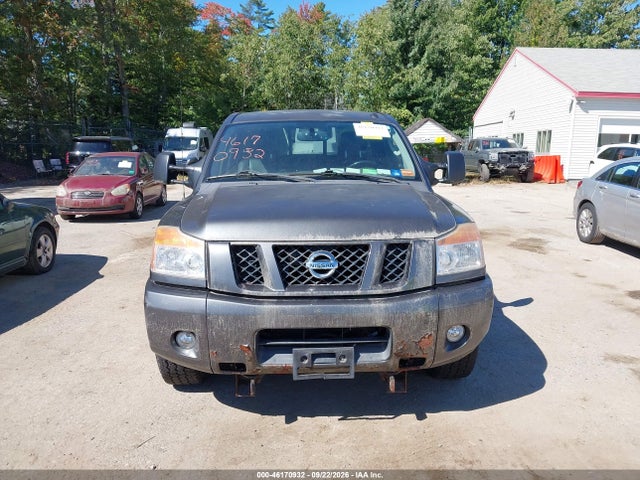 46170932 :رقم المزاد ، 1N6AA0CC4AN310418 vin ، 2010 Nissan Titan Pro-4x مزاد بيع