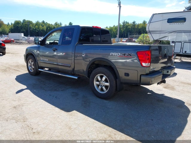 46170932 :رقم المزاد ، 1N6AA0CC4AN310418 vin ، 2010 Nissan Titan Pro-4x مزاد بيع