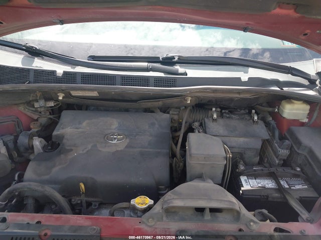 5TDKK3DC4FS571022 Toyota Sienna Le 8 Passenger