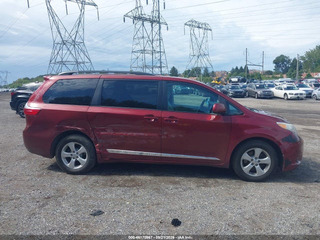 5TDKK3DC4FS571022 Toyota Sienna Le 8 Passenger