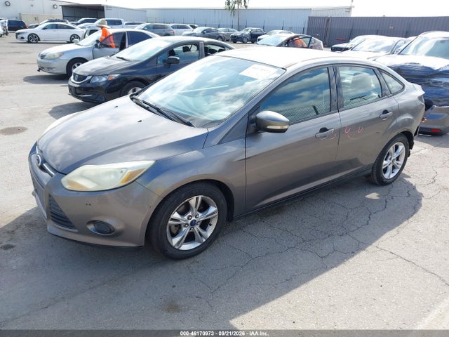 Ford FOCUS SE 2014 1FADP3F21EL300178 Image 2