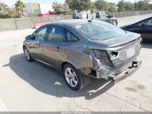 Ford FOCUS SE 2014 1FADP3F21EL300178 Image 3
