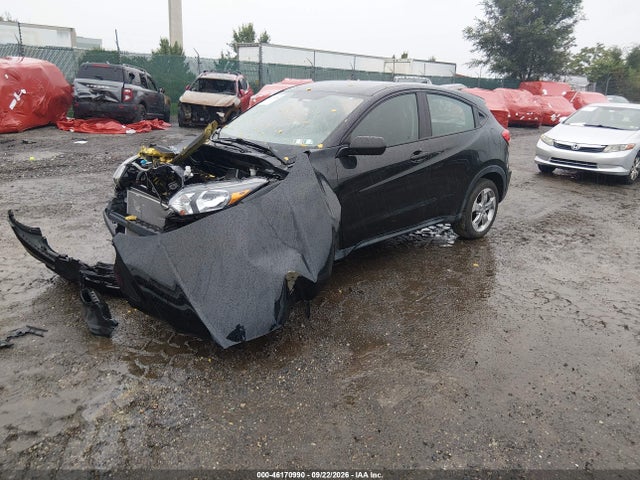 Honda HR-V LX 2017 3CZRU6H33HG706748 Image 2