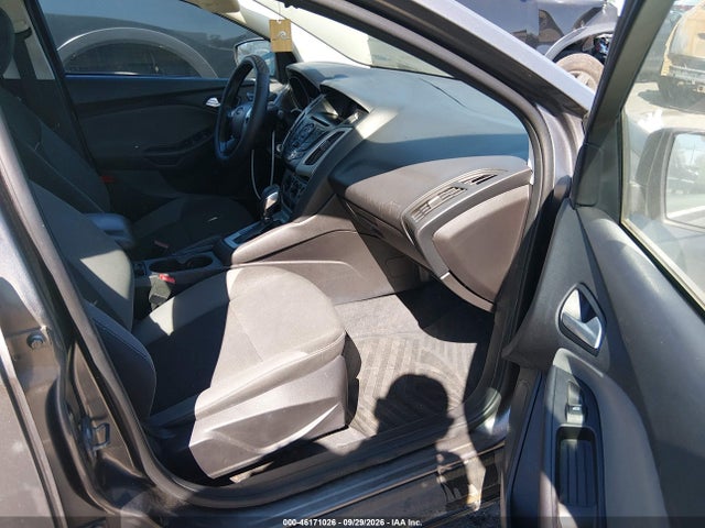 46171026 :رقم المزاد ، 1FADP3F21EL288033 vin ، 2014 Ford Focus Se مزاد بيع