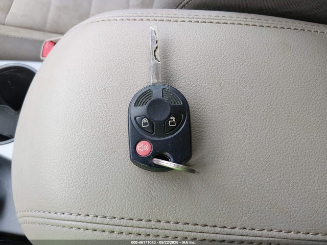 Продажа на аукционе авто 2016 Ford Escape Se, vin: 1FMCU9G98GUA77434, номер лота: 46171043