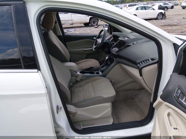 Продажа на аукционе авто 2016 Ford Escape Se, vin: 1FMCU9G98GUA77434, номер лота: 46171043