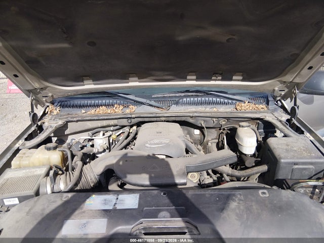 Продаж на аукціоні авто 2003 Chevrolet Suburban 2500 Ls, vin: 3GNGK26U83G163310, номер лоту: 46171058