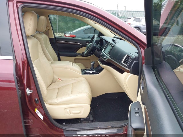 Продаж на аукціоні авто 2014 Toyota Highlander Limited V6, vin: 5TDYKRFH8ES019723, номер лоту: 46171061