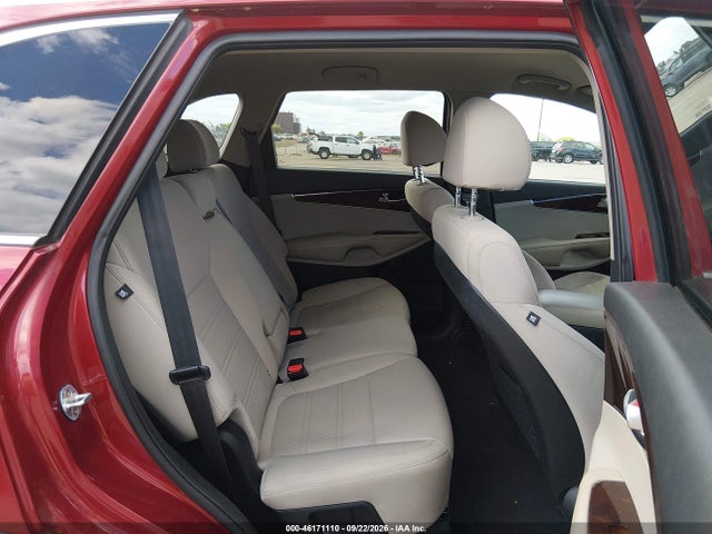 46171110 :رقم المزاد ، 5XYPGDA5XJG367902 vin ، 2018 Kia Sorento 3.3l Lx مزاد بيع