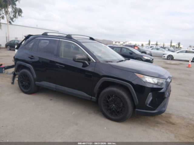 46171121 :رقم المزاد ، JTMH1RFV4KJ004394 vin ، 2019 Toyota Rav4 Le مزاد بيع
