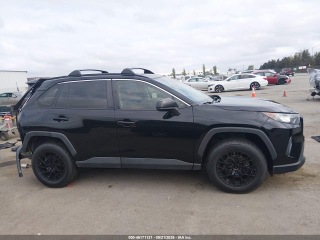 46171121 :رقم المزاد ، JTMH1RFV4KJ004394 vin ، 2019 Toyota Rav4 Le مزاد بيع