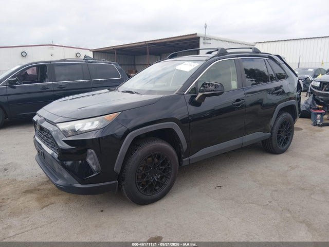 46171121 :رقم المزاد ، JTMH1RFV4KJ004394 vin ، 2019 Toyota Rav4 Le مزاد بيع