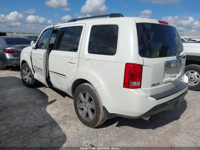 46171168 :رقم المزاد ، 5FNYF3H95FB023189 vin ، 2015 Honda Pilot Touring مزاد بيع