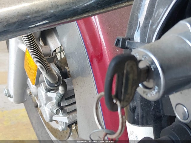 46171250 :رقم المزاد ، JKBVNAN152A015658 vin ، 2002 Kawasaki Vn1500 N1 مزاد بيع