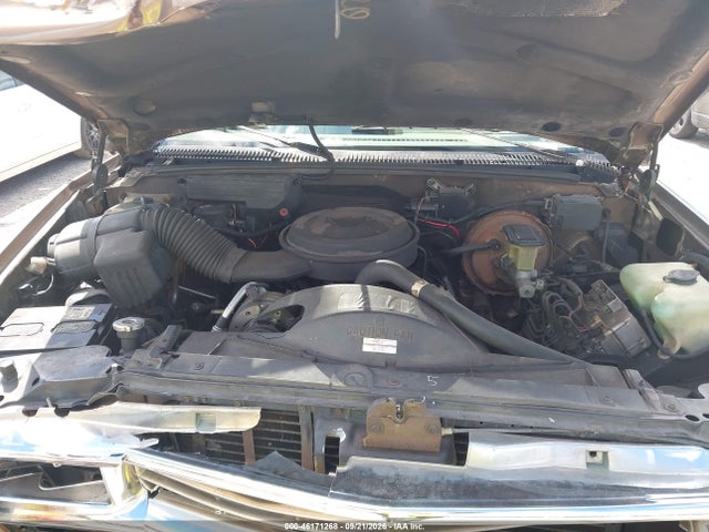 Продажа на аукционе авто 1994 Chevrolet Suburban K1500, vin: 1GNFK16K2RJ428069, номер лота: 46171268