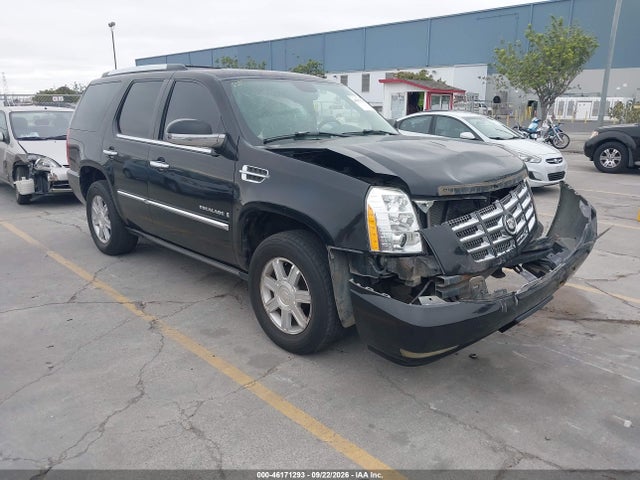 46171293 :رقم المزاد ، 1GYEC63837R401074 vin ، 2007 Cadillac Escalade Standard مزاد بيع