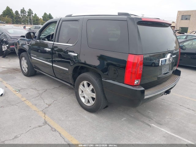 46171293 :رقم المزاد ، 1GYEC63837R401074 vin ، 2007 Cadillac Escalade Standard مزاد بيع