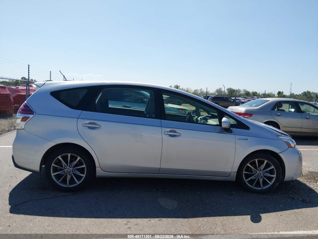 46171301 :رقم المزاد ، JTDZN3EU0GJ052609 vin ، 2016 Toyota Prius V Five مزاد بيع
