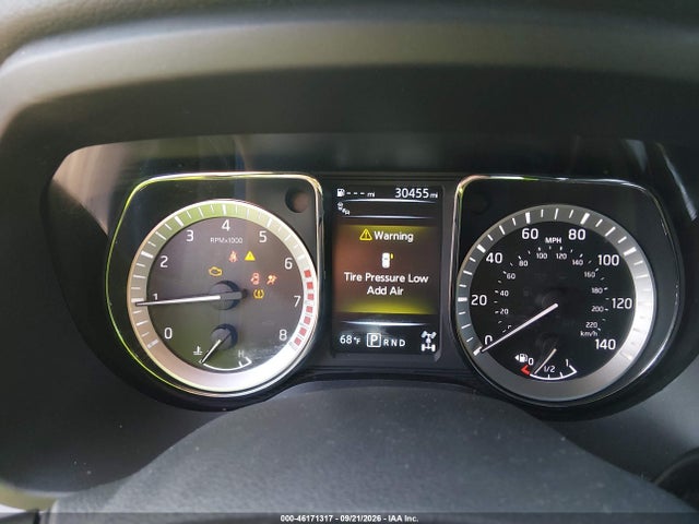 46171317 :رقم المزاد ، 1N6AA1E50JN531311 vin ، 2018 Nissan Titan Sv مزاد بيع