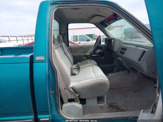 46171332 :رقم المزاد ، 1GCEK14H4RZ277975 vin ، 1994 Chevrolet Gmt-400 K1500 مزاد بيع