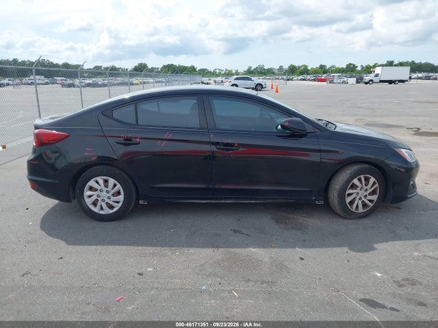 2019 Hyundai Elantra Se მანქანა იყიდება აუქციონზე, vin: KMHD74LF7KU818918, აუქციონის ნომერი: 46171351