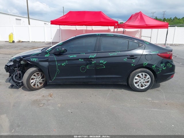 2019 Hyundai Elantra Se მანქანა იყიდება აუქციონზე, vin: KMHD74LF7KU818918, აუქციონის ნომერი: 46171351