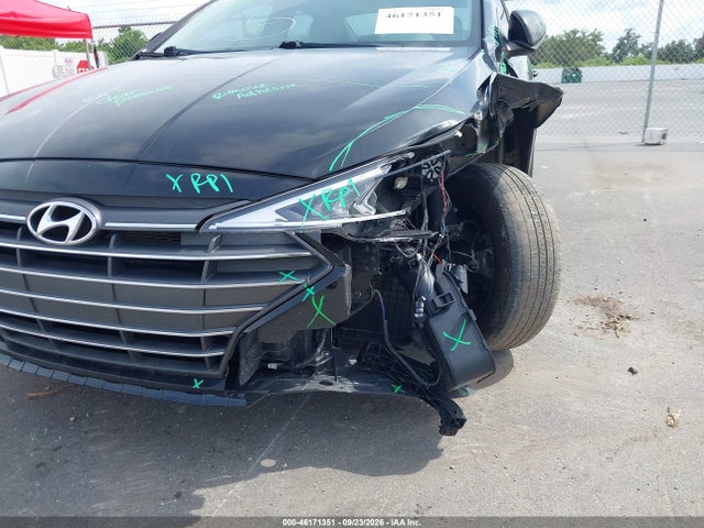 2019 Hyundai Elantra Se მანქანა იყიდება აუქციონზე, vin: KMHD74LF7KU818918, აუქციონის ნომერი: 46171351