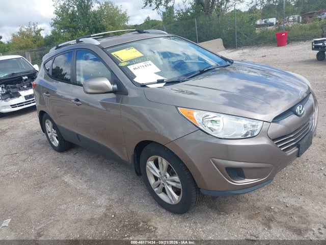 46171434 :رقم المزاد ، KM8JUCAC9BU225608 vin ، 2011 Hyundai Tucson Gls مزاد بيع