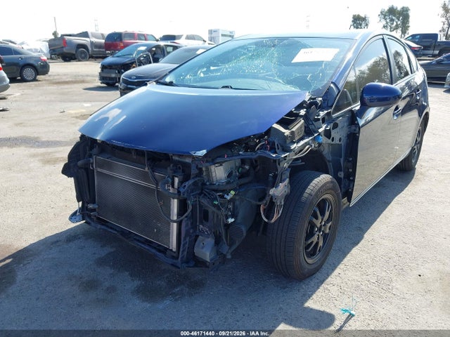 46171440 :رقم المزاد ، JTDKN3DUXD1710757 vin ، 2013 Toyota Prius Two مزاد بيع