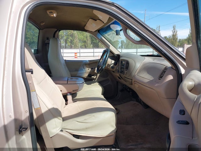 46171446 :رقم المزاد ، 1FTRF18L3WKB52412 vin ، 1998 Ford F-150 Lariat/standard/xl/xlt مزاد بيع
