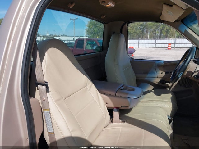 46171446 :رقم المزاد ، 1FTRF18L3WKB52412 vin ، 1998 Ford F-150 Lariat/standard/xl/xlt مزاد بيع