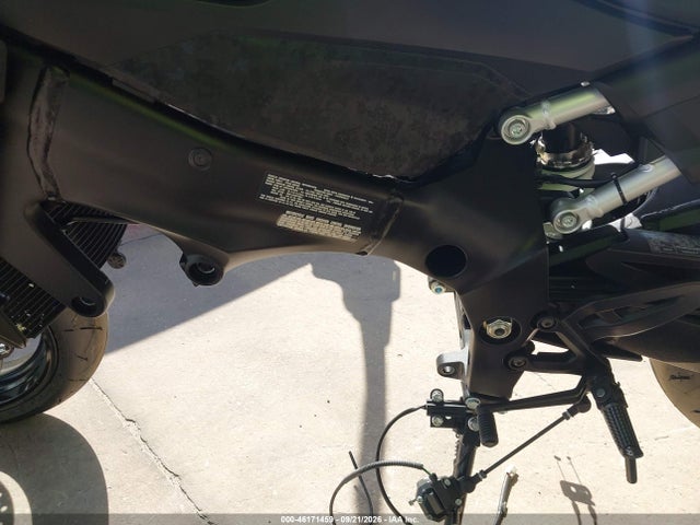 Suzuki Gsx-s1000 A 2023 JS1EK11B4P7100281 Image 9