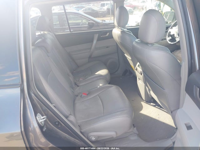 2010 Toyota Highlander Se V6 მანქანა იყიდება აუქციონზე, vin: 5TDJK3EH8AS035284, აუქციონის ნომერი: 46171494